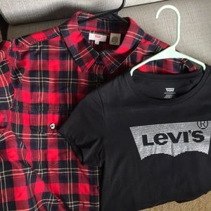 ❤️ Levi’s 2 for 1! Cropped plaid + Logo T❤️